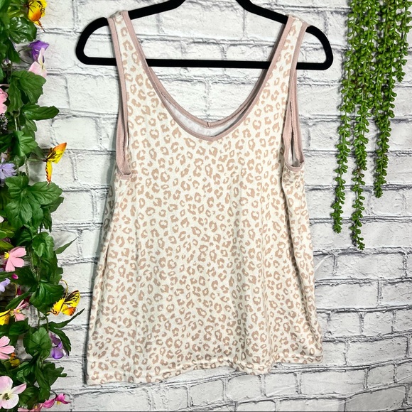 ]🌼3/$30🌼Nicole Miller New York Leopard Printed Super Soft Swing Tank Size Med. - Picture 7 of 15